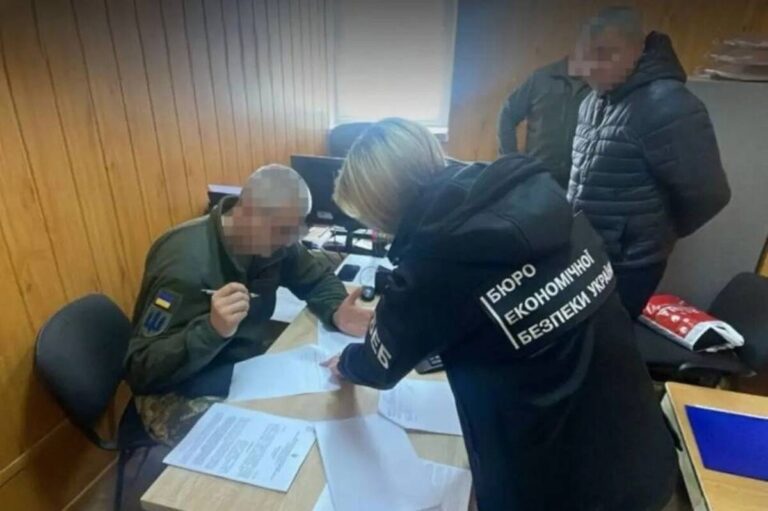 На Вінниччині викрили схему розкрадання коштів на закупівлі ліжок для ЗСУ