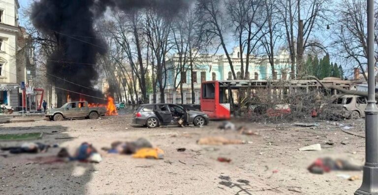 Жахливий удар російської балістики по Сумах: щонайменше 21 загиблий