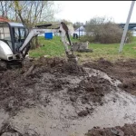 У Вінниці на березі Південного Бугу біля пляжу виявили «розкопки»
