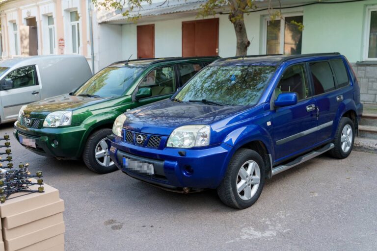Два автомобілі та 150 FPV-дронів на фронт: чергова передача Міжрегіонального координаційного гуманітарного штабу
