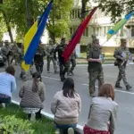 У Ладижині провели останньою земною дорогою Захисника Валерія Шклярука