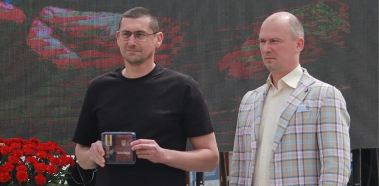 Вінничанина нагородили Хрестом Петра Калнишевського «За гідність у полоні»