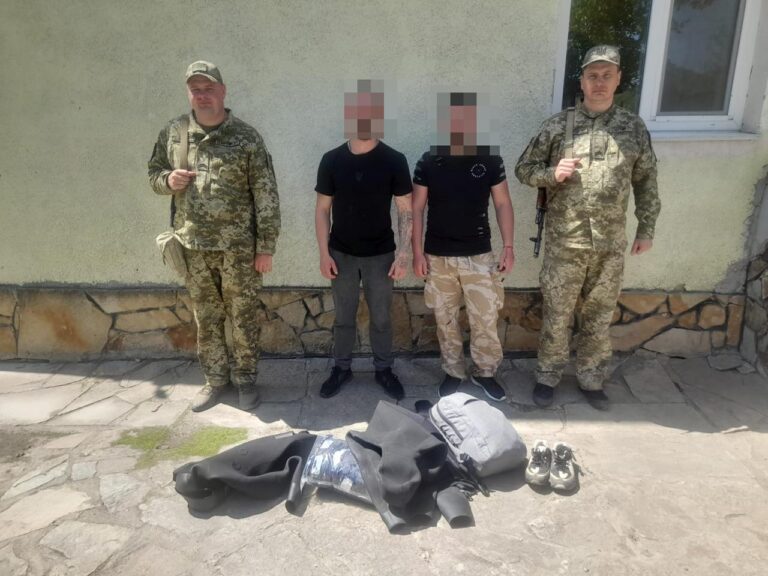 Двоє жителів Вінниці намагались незаконно покинути Україну