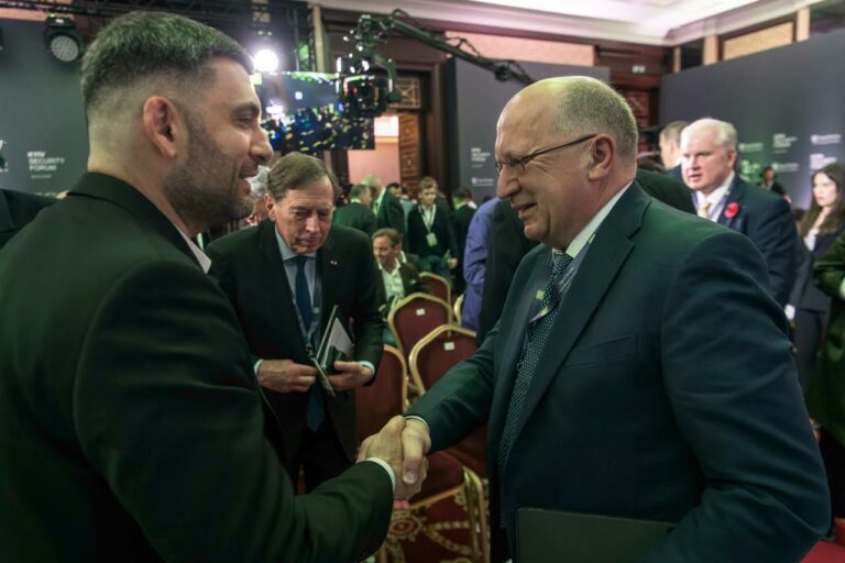 Володимир Гройсман: «Обов’язок Європи — спільно довести, що агресії немає місця в новому світі свободи та справедливості