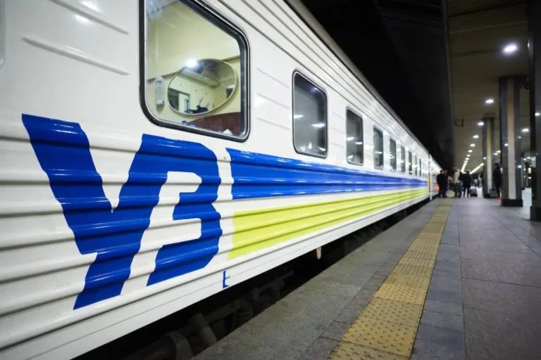 Укрзалізниця змінить розклад руху двох поїздів з Вінниці