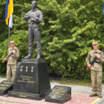 Полеглому морському піхотинцю з Вінниччини відкрили пам’ятник у рідному місті (ФОТО)