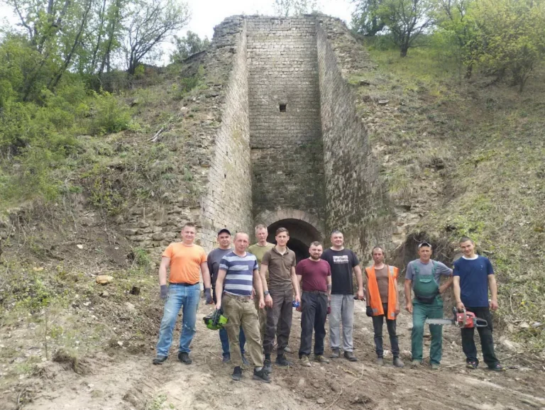 На Вінниччині у селі планують реставрувати стару піч для випалювання вапна