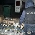 На Вінниччині викрили підпільний бізнес з виробництва алкоголю та цигарок