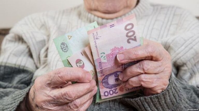 Живуть «від зарплати до зарплати»: майже 70% українців взагалі не мають заощаджень