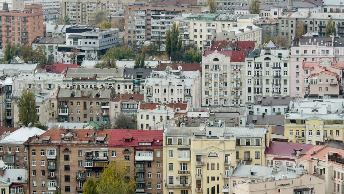 Скільки років потрібно, щоб купити квартиру в Україні?