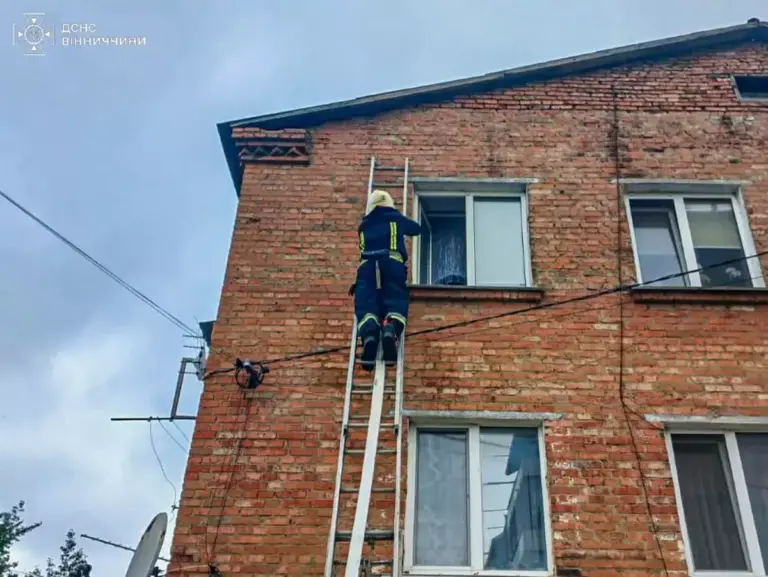 У Мурованих Курилівцях горіла кухня, а в Гайсинському районі будинок: які наслідки пожеж на Вінниччині