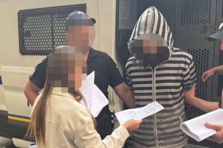 Кричав «слава расії» під час похорону Героя: що загрожує чоловіку з Юзвина