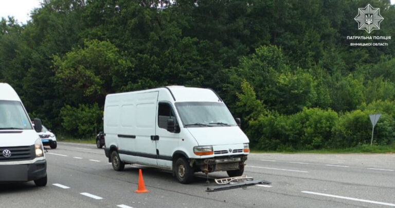 П’яний водій в’їхав у мікроавтобус: подробиці аварії на об’їзній Вінниці