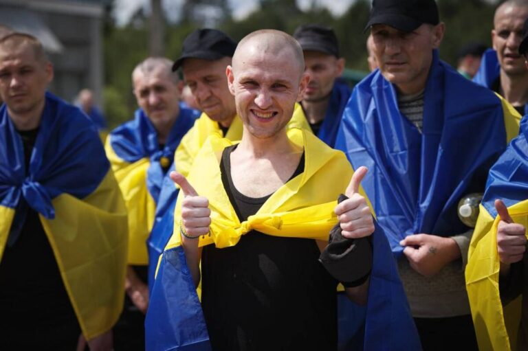 Троє воїнів з Вінниччини – серед звільнених сьогодні з російського полону (ФОТО)