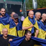 До України з російського полону повернулися важкопоранені Захисники (ФОТО)