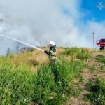 Трава горіла у трьох районах області: через людську недбалість на Вінниччині спалахнуло 7 пожеж