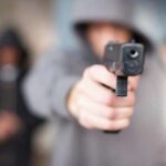 Стрілянина серед білого дня на Вінниччині: чоловік поранив перехожого та втік (Оновлено)