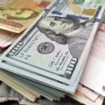Долар зріс, євро впало: як змінився курс валют 24 червня