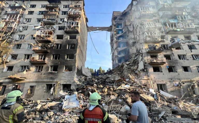 Правило двох стін вже не діє: як врятуватись під час масованого ракетного обстрілу