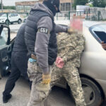 На Вінниччині затримали правоохоронця, який допомагав ухилянтам тікати з України