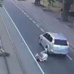 У Вінниці на переході авто збило хлопця на електросамокаті (ВІДЕО)