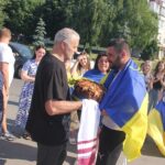 У Калинівці зустріли звільненого з полону нацгвардійця Віталія Ніколайчука (ФОТО)