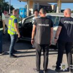 Житель Вінницької області організовував «трансфер» до сусідньої країни для двох чоловіків