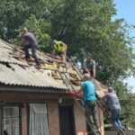 Після атаки дронів у Писарівці пошкоджено 14 будинків: як отримати допомогу