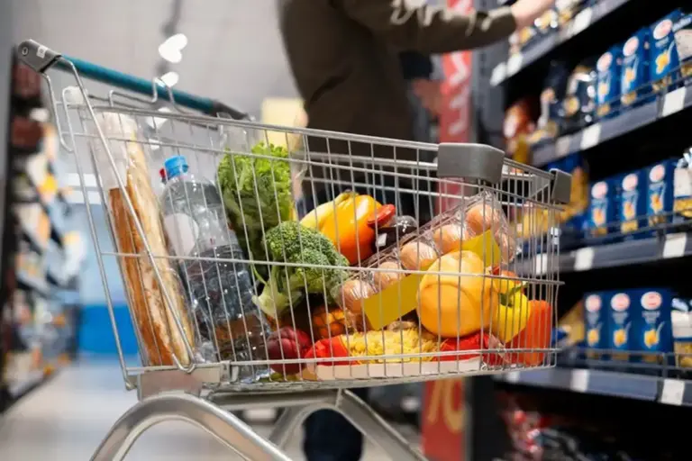 Ціни на продукти на Вінниччині злетіли на 9%: що подорожчало найбільше