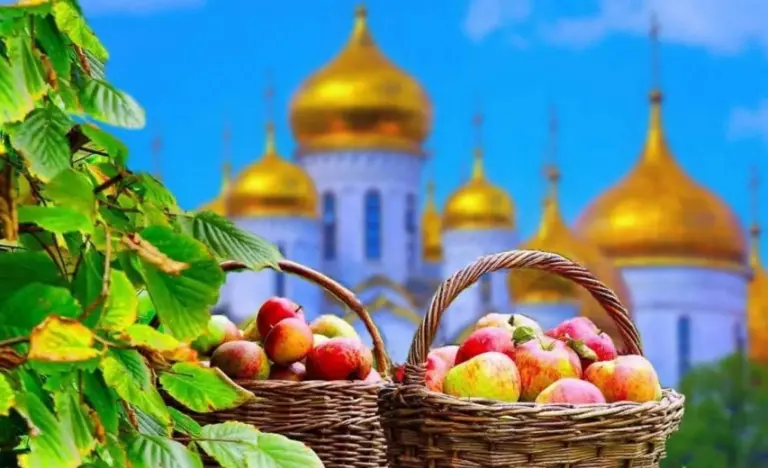 Серпень 2025 року багатий на церковні свята: повний список