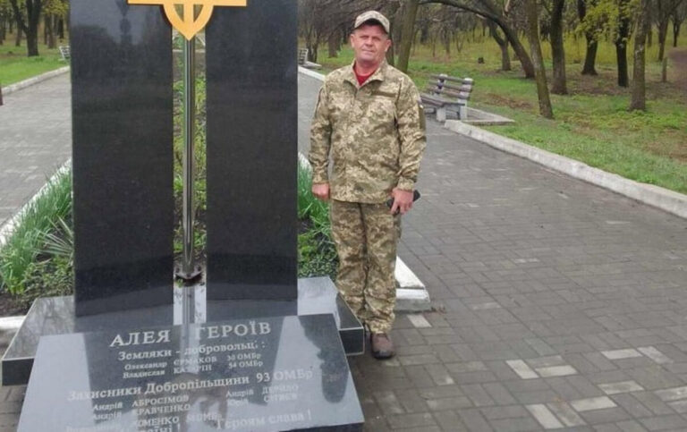 Залишився сам на позиції, а повернувся з полоненим: історія 54-річного гранатометника з Вінниччини