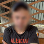 Розбив скло та проколов шини у чотирьох авто: у Вінниці спіймали чоловіка