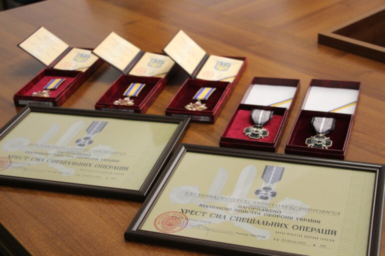 На Вінниччині вручили посмертні державні нагороди родинам загиблих Захисників