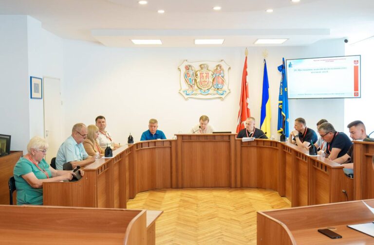 Допомога постраждалим від обстрілів: міський голова Вінниці обіцяє оперативні виплати