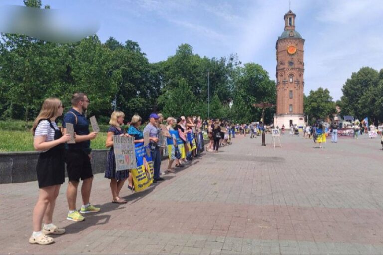 У Вінниці провели акцію на підтримку військовополонених та зниклих безвісти