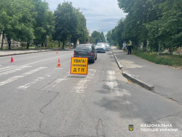 Збив та втік: У Вінницькому районі п’яний водій наїхав на школярку на узбіччі