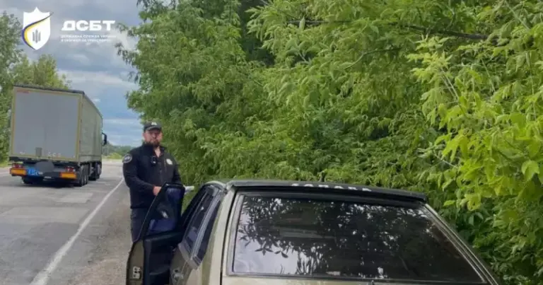 Взяли пасажира заплатите штраф до 32 тисяч гривень: водіїв попередили про рейди
