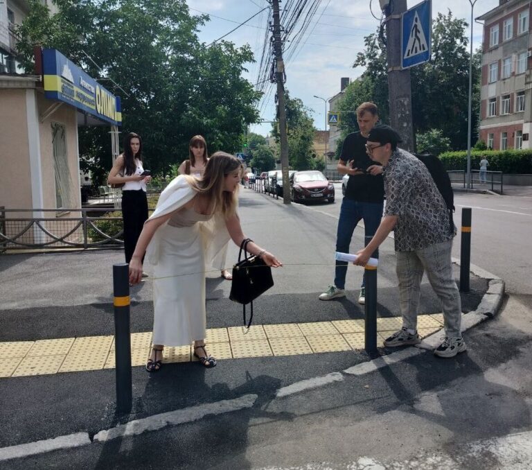 У Вінниці оглянули другий безбарєрний маршрут