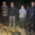 Спроба втечі закінчилася пострілами: серед затриманих чоловіків — житель Вінниччини (ФОТО+ВІДЕО)