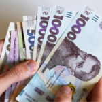 Відмовили у пенсії, бо у трудовій неправильно зазначено по батькові: що вирішив суд