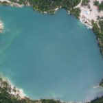 Instagram-красень із секретом: чи безпечна бірюзова вода Черепашинського карру?