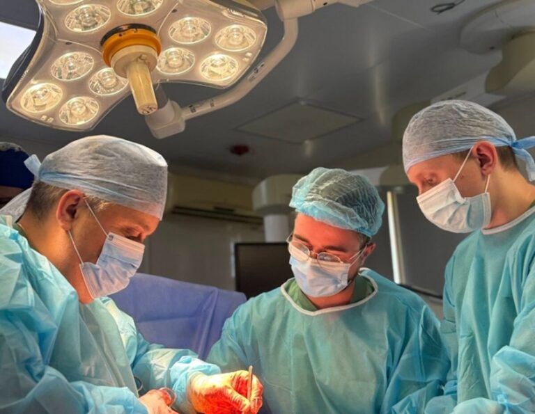 Вінницькі хірурги подарували шанс на життя двом пацієнтам