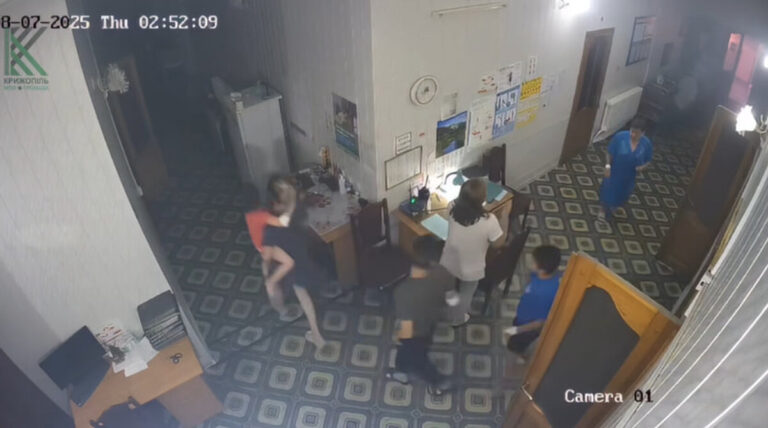 Пожежа в лікарні Крижополя: камери зафіксували момент загоряння зсередини (ВІДЕО)
