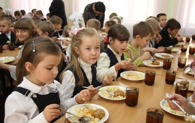 Менше половини громад Вінницької області отримають субвенцію на харчування школярів