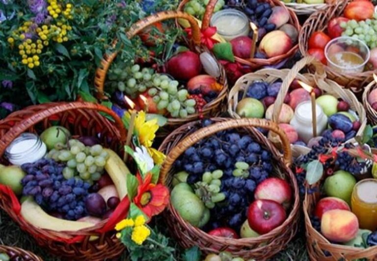 Що потрібно покласти в кошик на Яблучний Спас: перелік продуктів для освячення