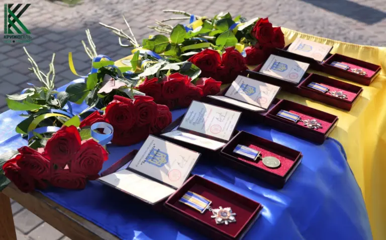 На Вінниччині вручили державні нагороди родинам загиблих Захисників України
