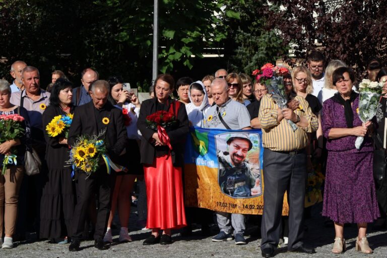У День пам’яті Захисників і Захисниць України вінничани вшанували пам’ять загиблих оборонців