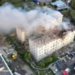 Терор проти мирних: росіяни вдарили дронами по житловому будинку в Харкові