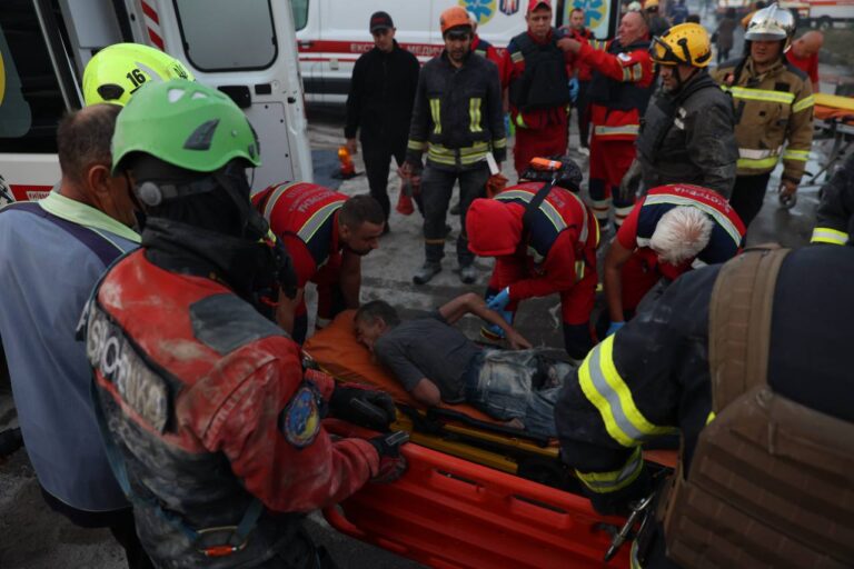 Масована атака РФ: у Києві кількість постраждалих зросла до 45, восьмеро загиблих