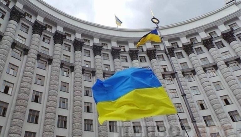 Масові заходи в Україні тепер потрібно погоджувати з військовими